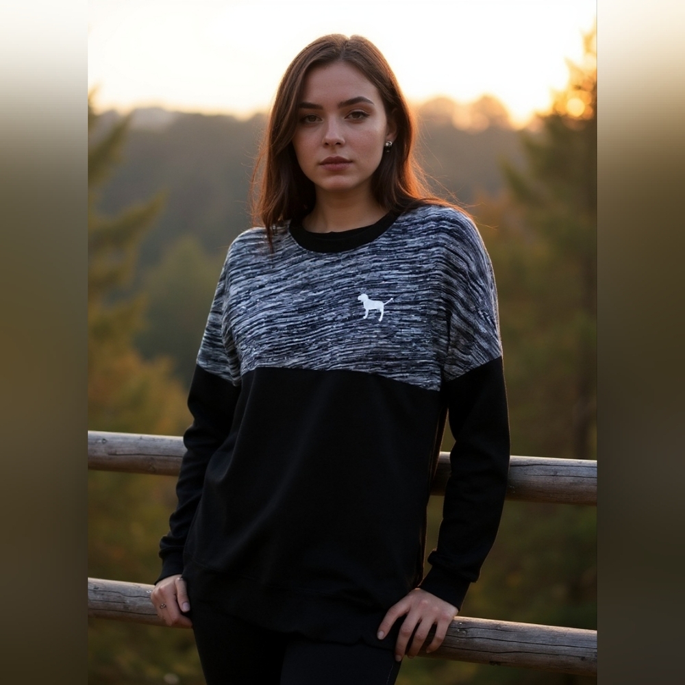 Victoria Secret Pink Long Sleeve Sweater Size XSmall